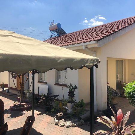 Kwampofu Guest House Harare Kültér fotó